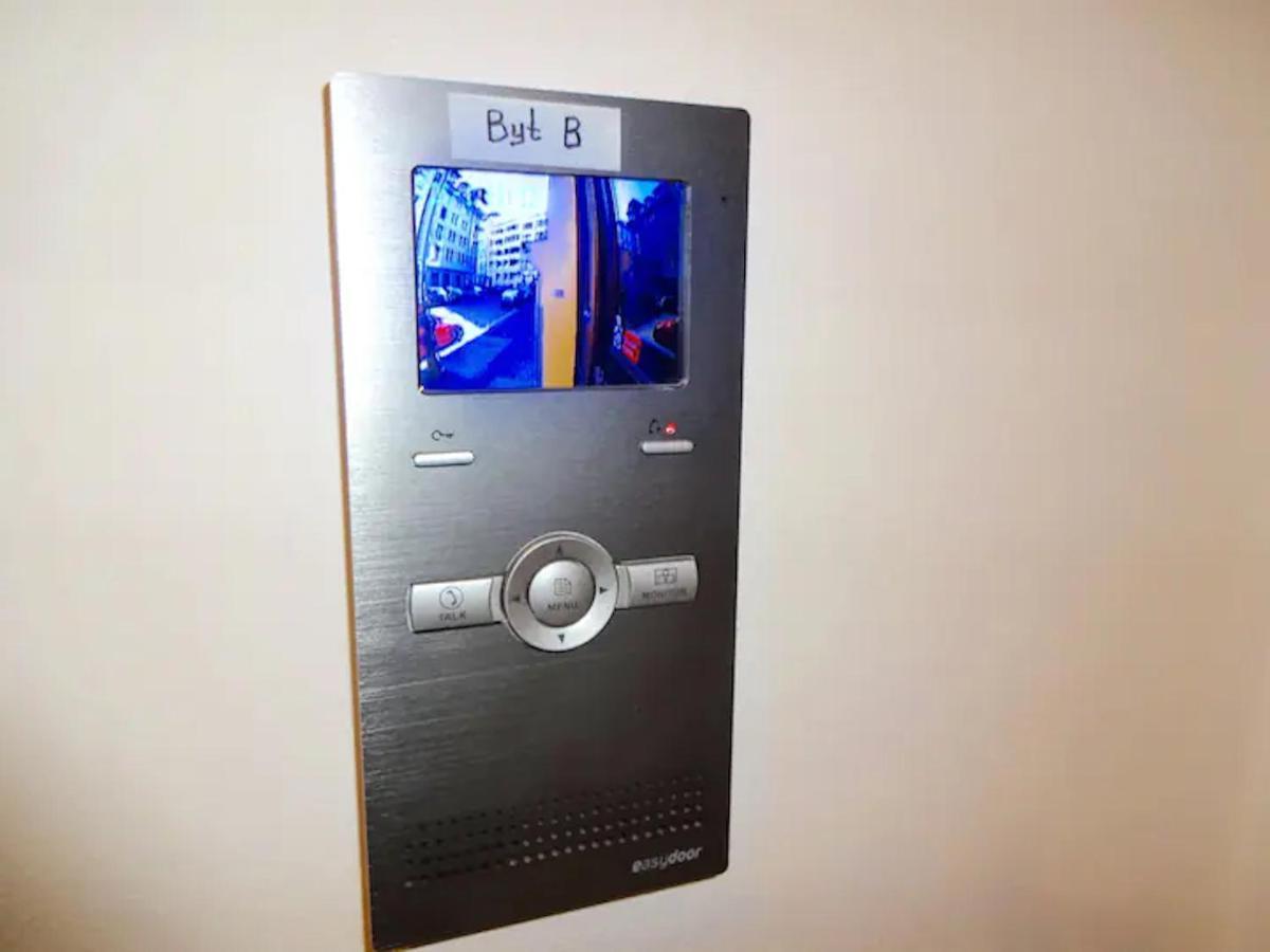 Ground Floor Apartment Πράγα Εξωτερικό φωτογραφία