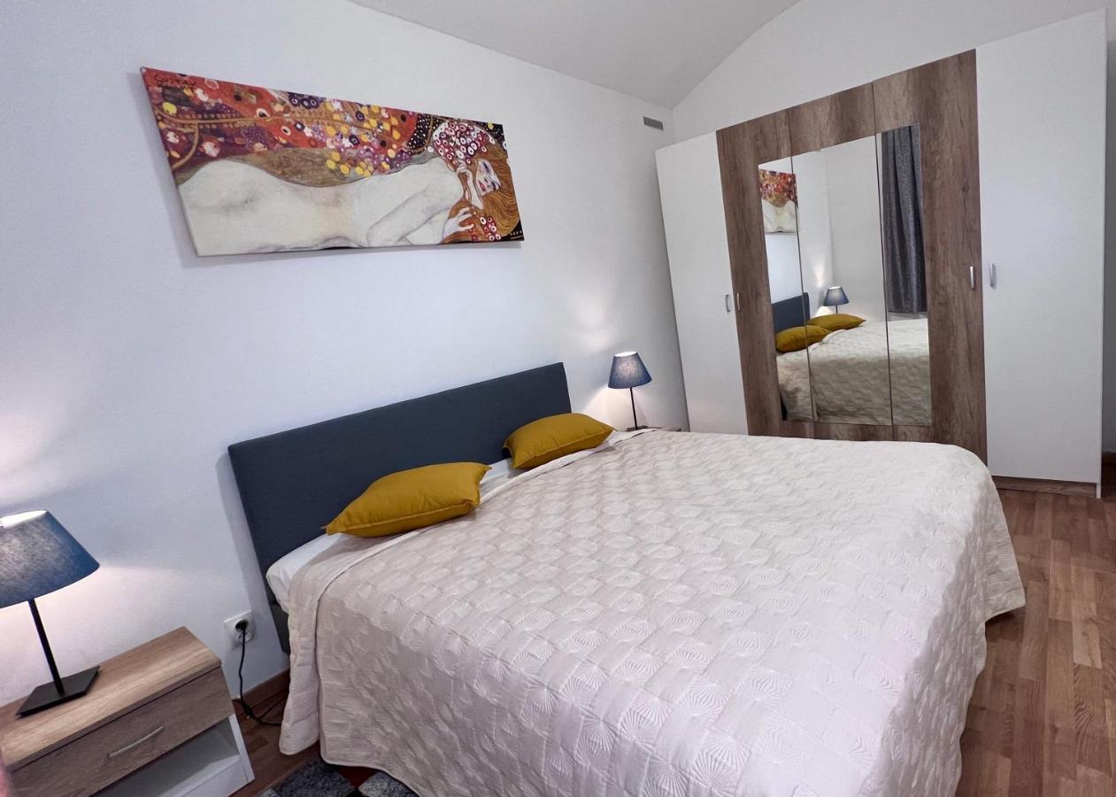 Ground Floor Apartment Πράγα Εξωτερικό φωτογραφία